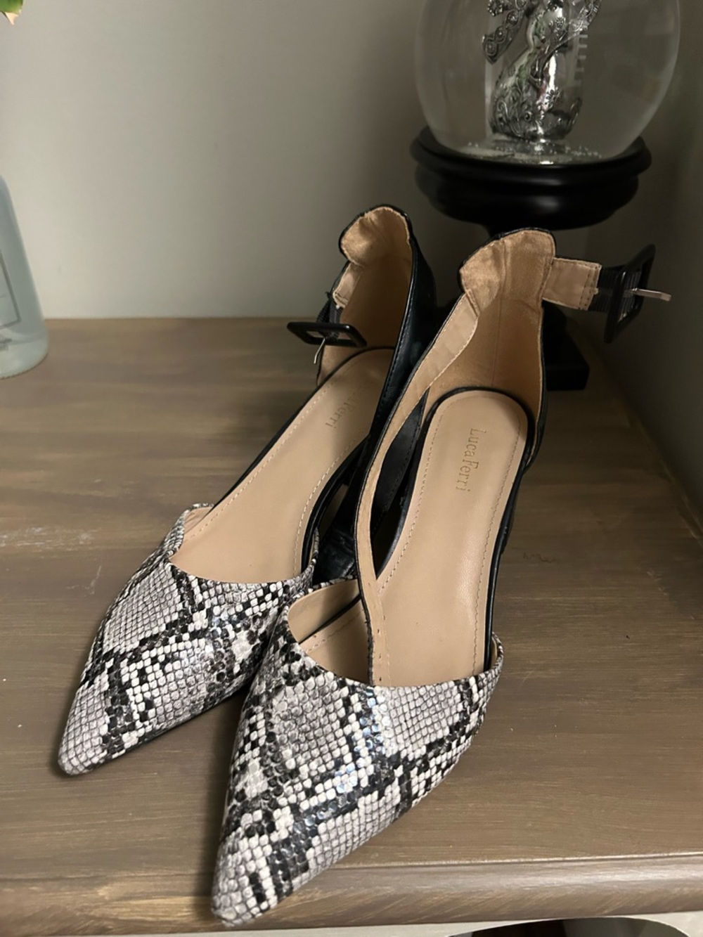 Pointed Toe Ankle Strap Pumps in Black & Gray Snake Print
